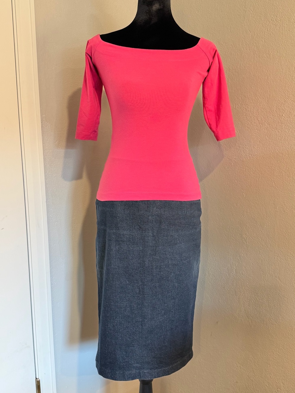 Vintage 2002 Betsey Johnson New York Hot Pink Off-The-Shoulder Top / S